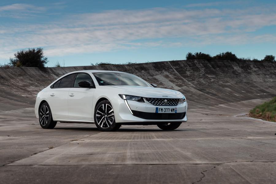  Peugeot 508 GT HYBRID 2019 года  (WW) (фото 36 из 40)